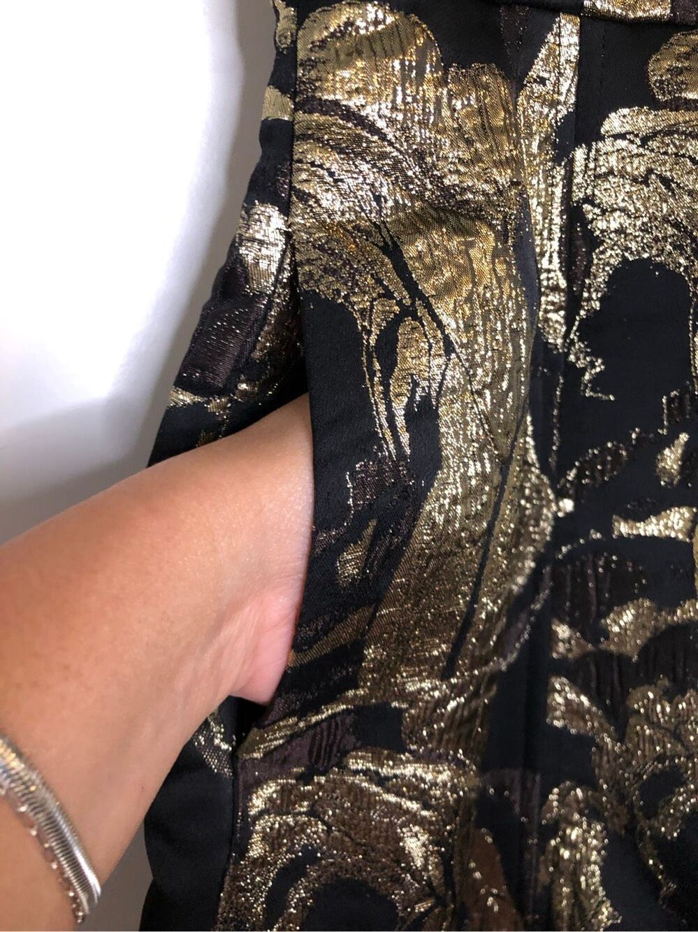 Alice + Olivia Pacey Gold Jacquard Brocade Mini Dress Size 0 Metallic Floral Coc - Picture 7 of 11